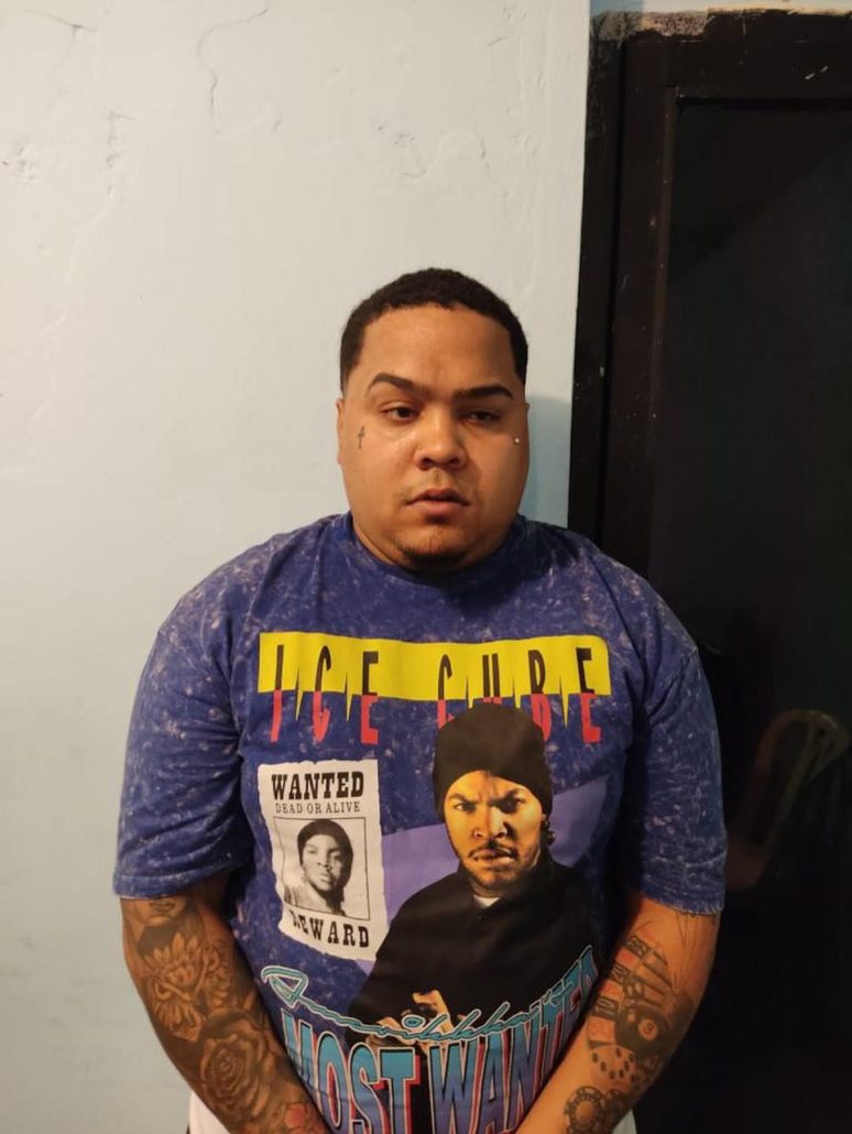 Policía captura a “Nino Dólar” y otros dos presuntos chiperos en Puerto Plata