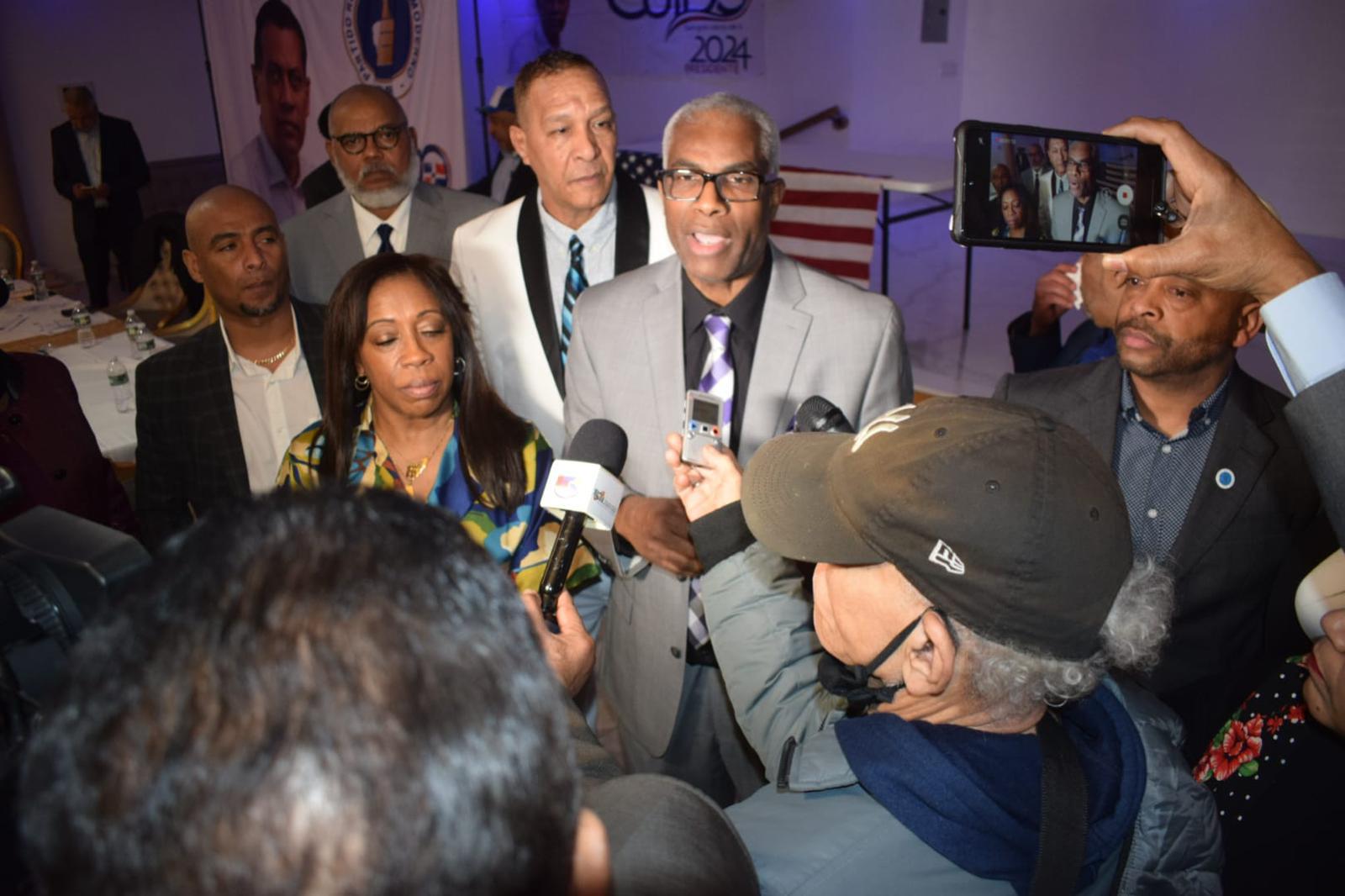 Coordinador proyecto de Guido en ultramar, Javier Fuentes ve actitud sospechosa en los jueces JCE