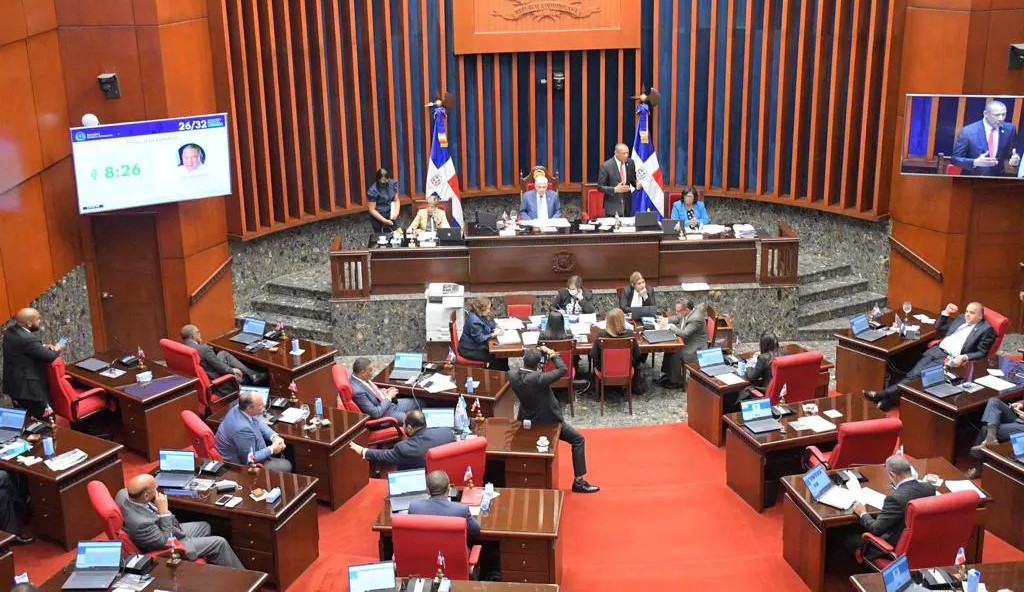 De nuevo, aprueban préstamos US$390 mm para el Metro y ciudades turísticas