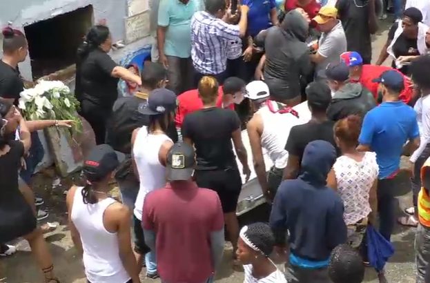 Sepultan en Moca a «Chilo La Para»; coronel niega PN recibía sobornos