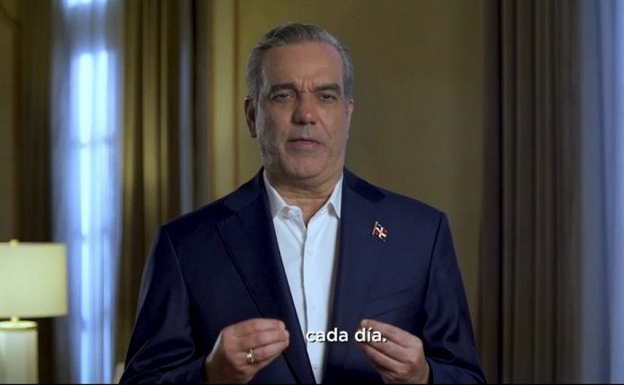 Abinader anuncia que se presentará a la reelección en 2024