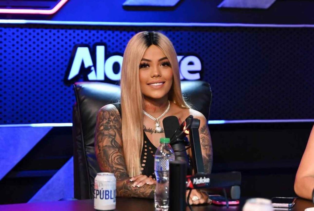 Mami King cree que Yailin sigue enamorada de Anuel