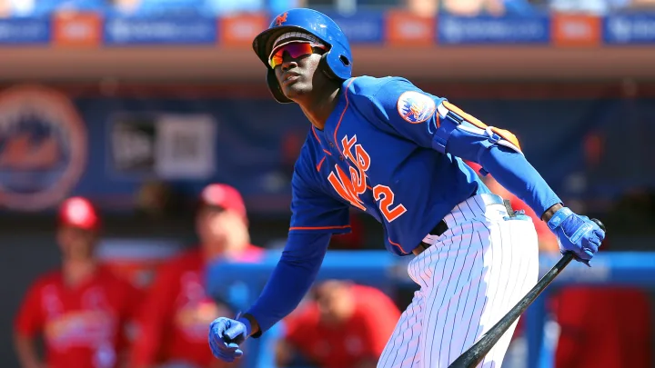 Dominicano Ronny Mauricio será subido este viernes por los Mets, según informe