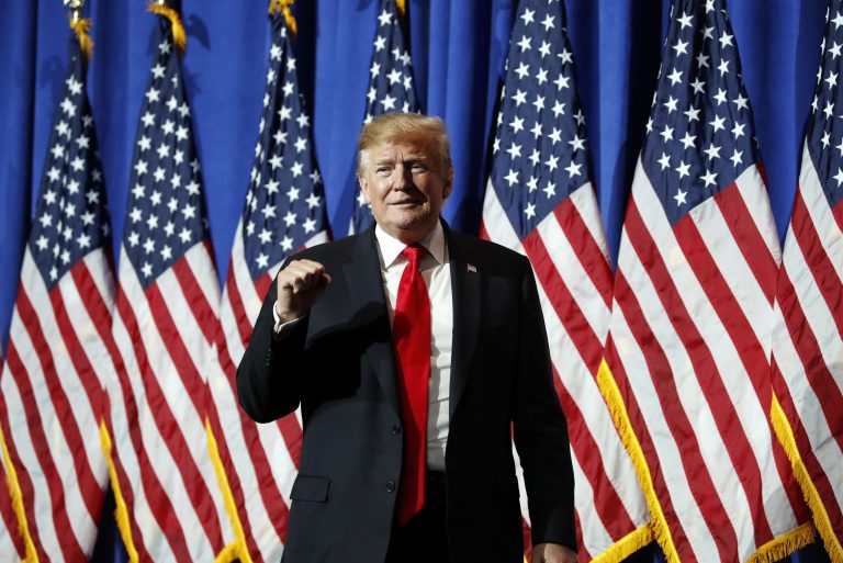 Trump no firmará compromiso de lealtad republicano, un requisito para los debates