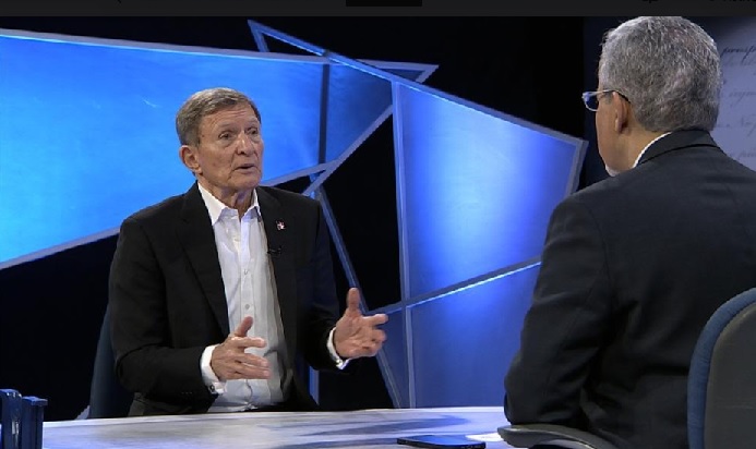 Canciller afirma en RD fracasó el Plan Regularización Extranjeros