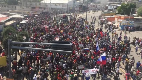 HAITI: Centenares protestan y exigen dimisión Primer Ministro