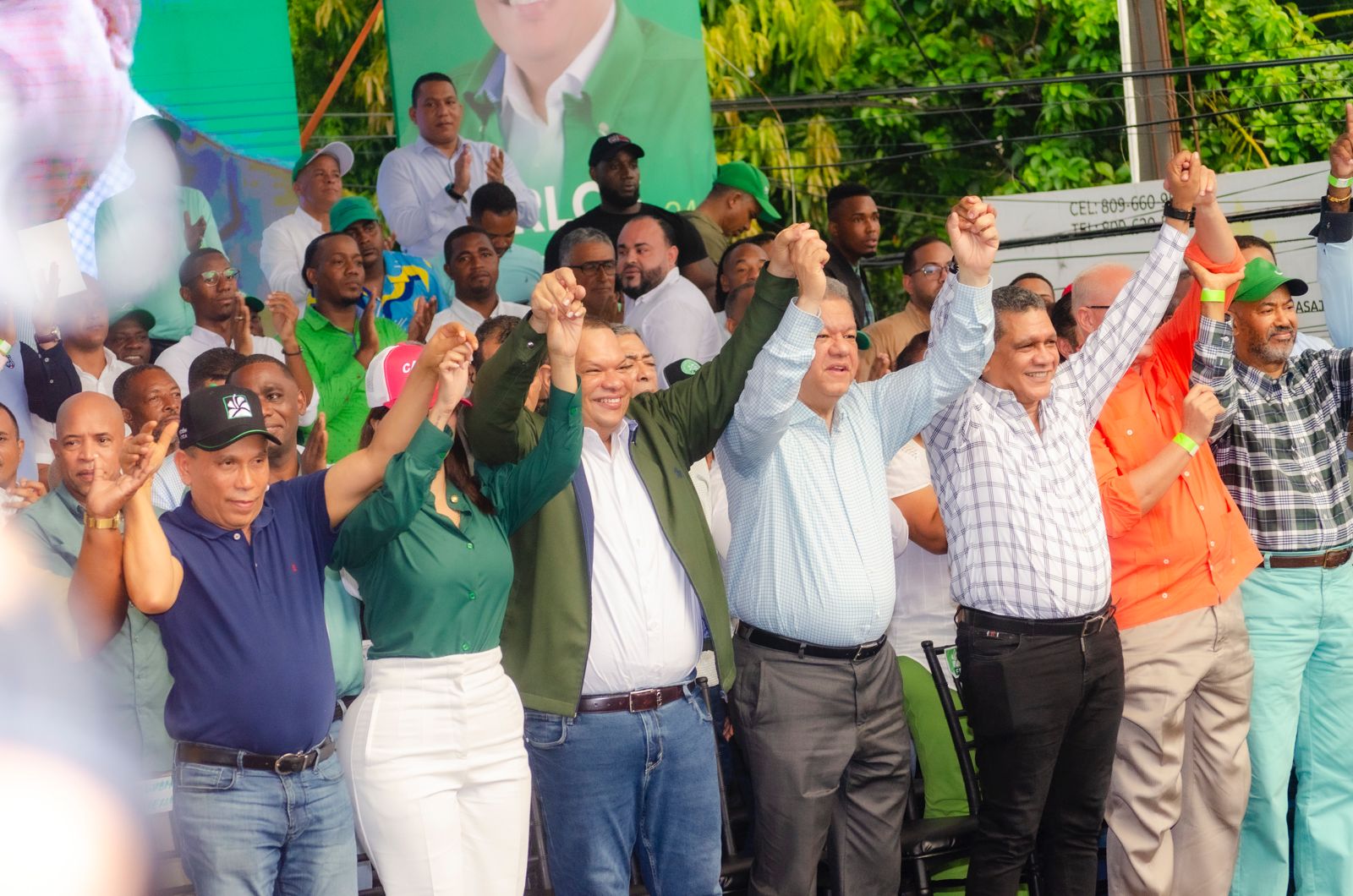 Leonel Fernández proclama oficialmente a Carlos Guzmán como candidato alcalde de SDN*
