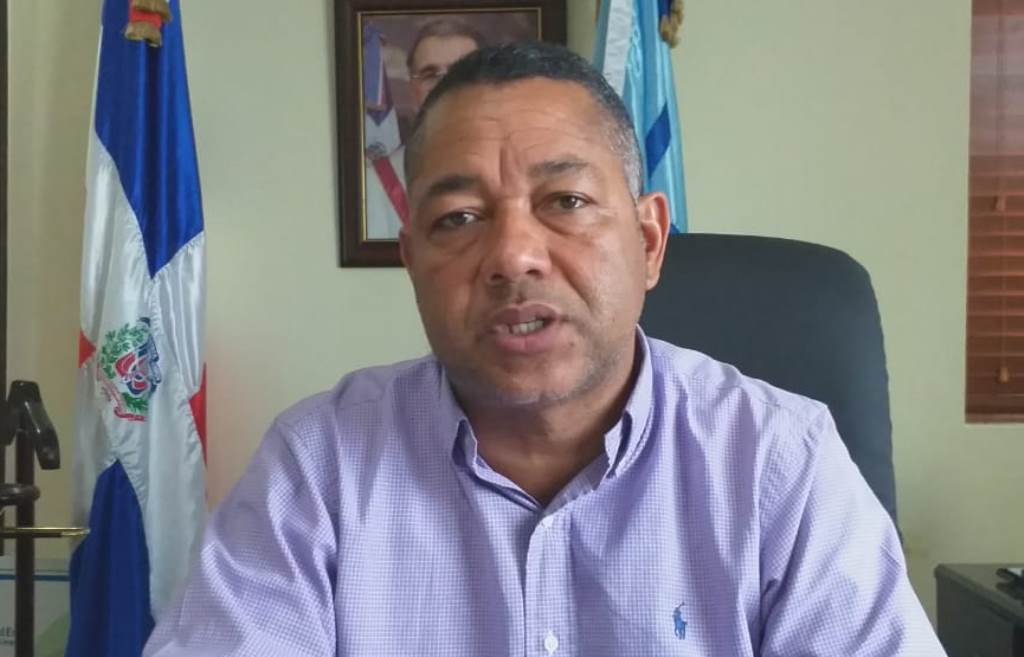 Alcaldía de Boca Chica lanza operativos contra la basura y el dengue