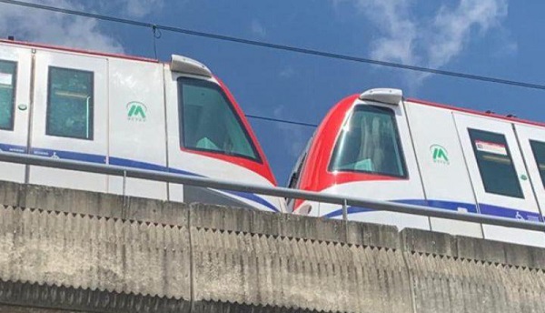 Suspenden linea  1 del Metro por choque entre trenes
