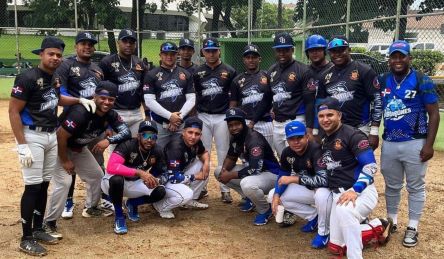 Lisoa cita a cuatro equipos para la semifinal del torneo de softbol