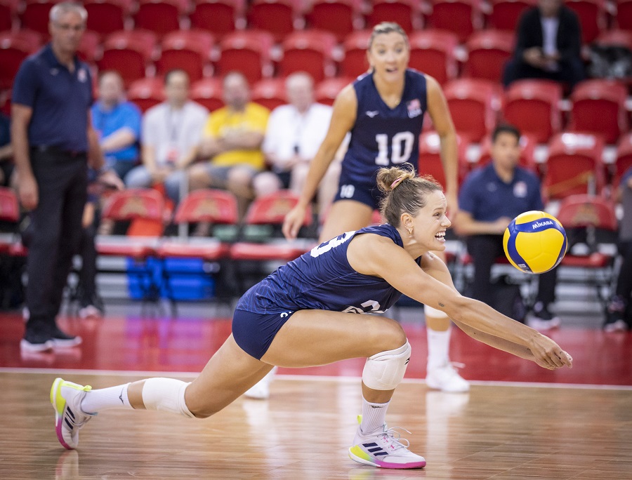 EEUU derrotó 3-0 a Dominicana; criollas van hoy ante México en 4tos finales