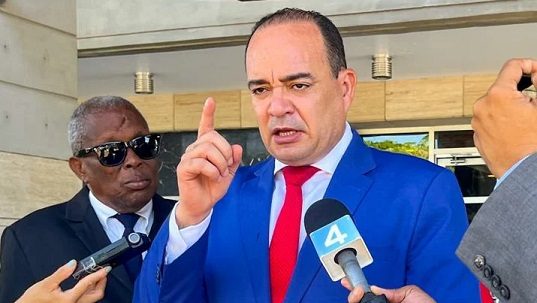 Colegio de Abogados dice buscan imponer jueces TC «prohaitianos»