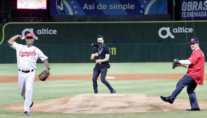 Leones honran a Mario Guerrero y Jesús Rojas Alou en temporada