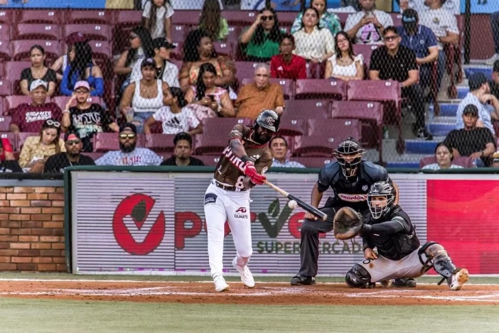 Gigantes asumen liderato beisbol; Toros y Aguilas obtienen triunfos