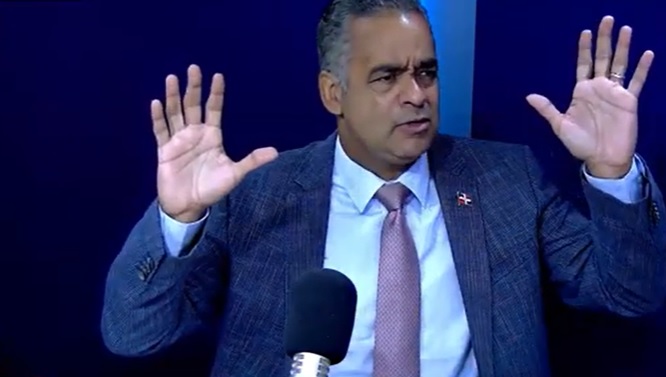 Ve Haití debería usar orgullo para prohibir a sus mujeres parir en RD