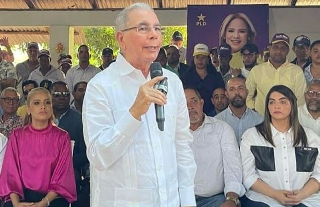 DM califica «maldita maldición” el cierre plantas de producción RD