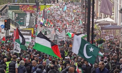 Cien mil marchan en Londres para exigir cese bombardeos de Israel a Gaza