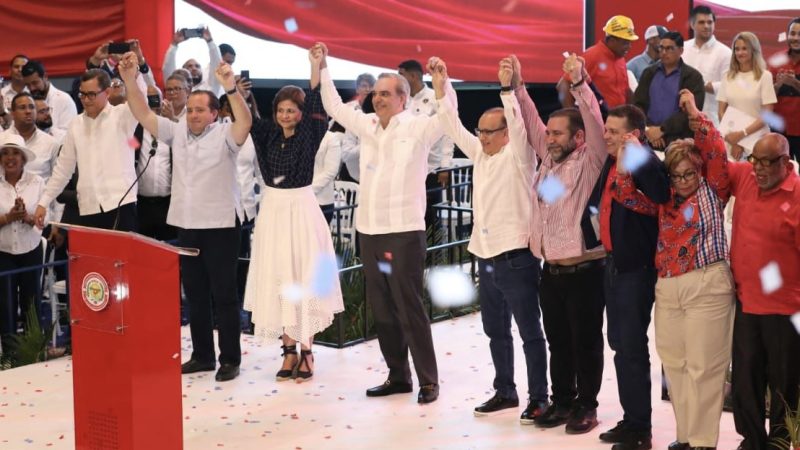 Abinader deja ver que Raquel Peña sería de nuevo su vice