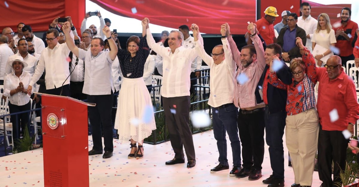 Abinader deja ver que Raquel Peña sería de nuevo su vice