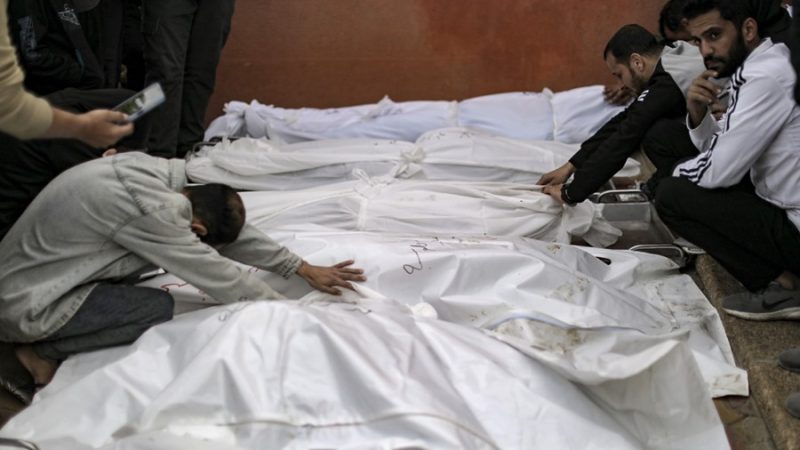 Israel  no para de matar palestinos; caen bombardeados 200 más