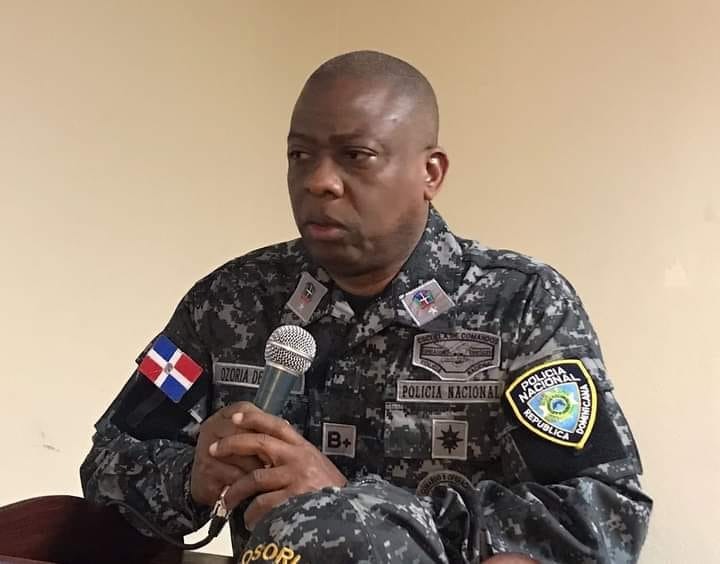 Abinader designa al general Osoria de la Cruz como director de la DIGESETT