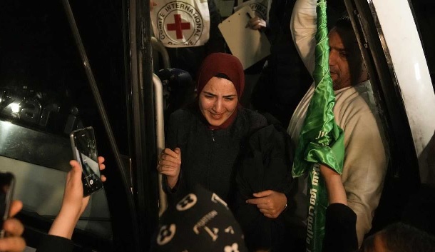 Israel y Hamás acuerdan extender tregua por séptimo día en Gaza