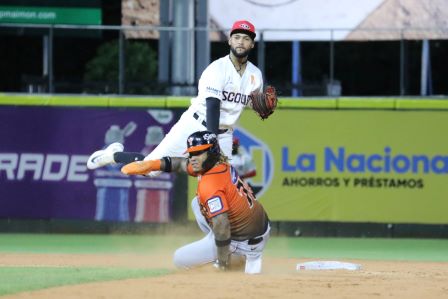 TOROS, LICEY Y GIGANTES GANAN EN EL BEISBOL PROFESIONAL DOMINICANO