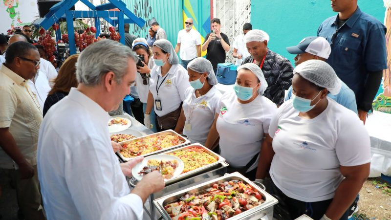 Gobierno anuncia entregará diez millones de raciones alimenticias