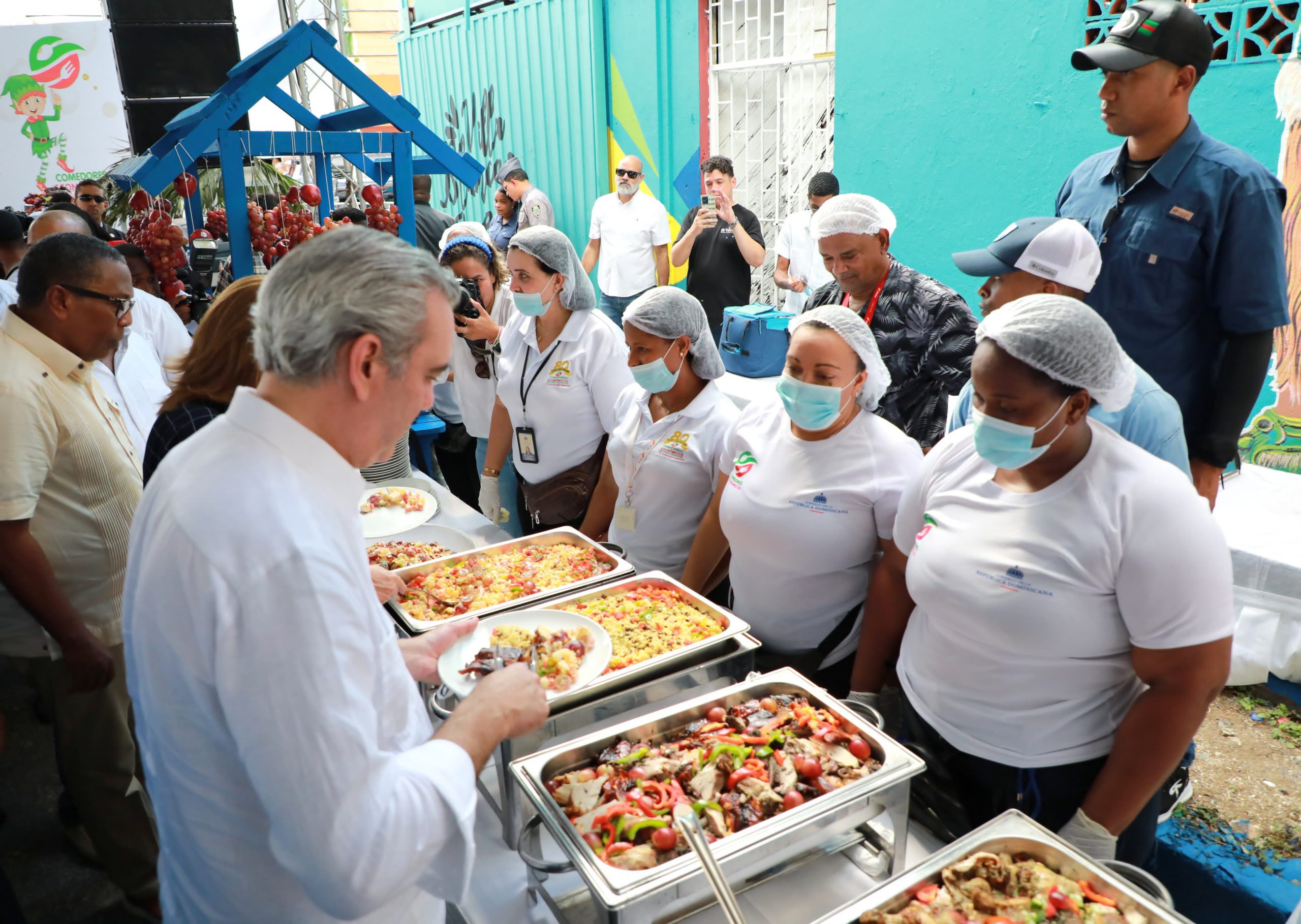 Gobierno anuncia entregará diez millones de raciones alimenticias