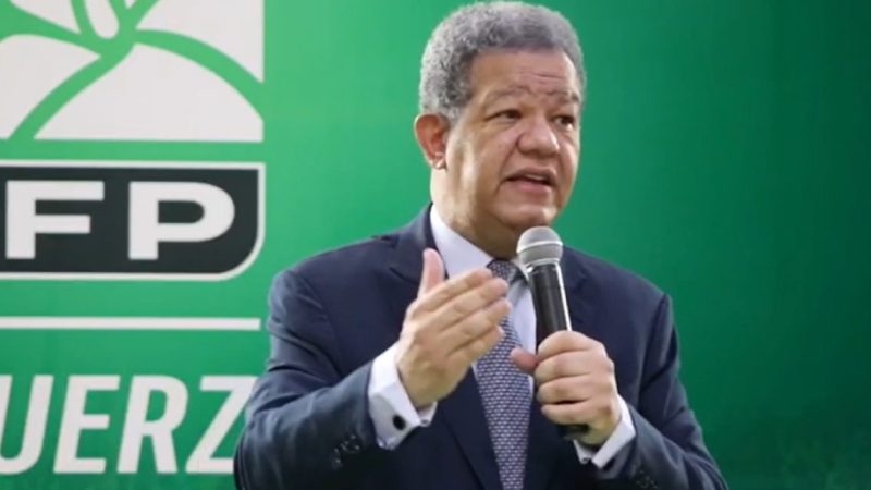 Leonel ve Gobierno compromete futuro RD con tantos préstamos