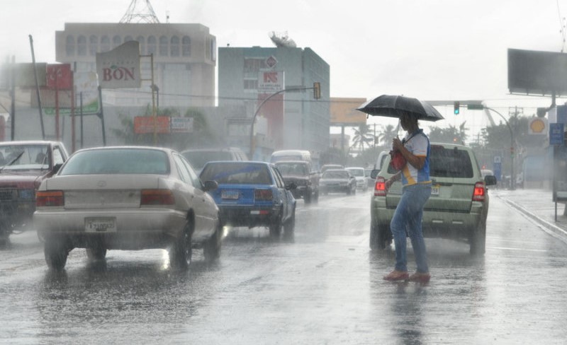 La Onamet mantiene alertas y avisos por lluvias y fuertes viento