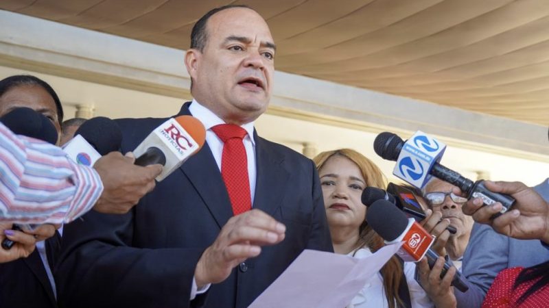 Denuncia injerencia del Gobierno en elección Colegio de Abogados