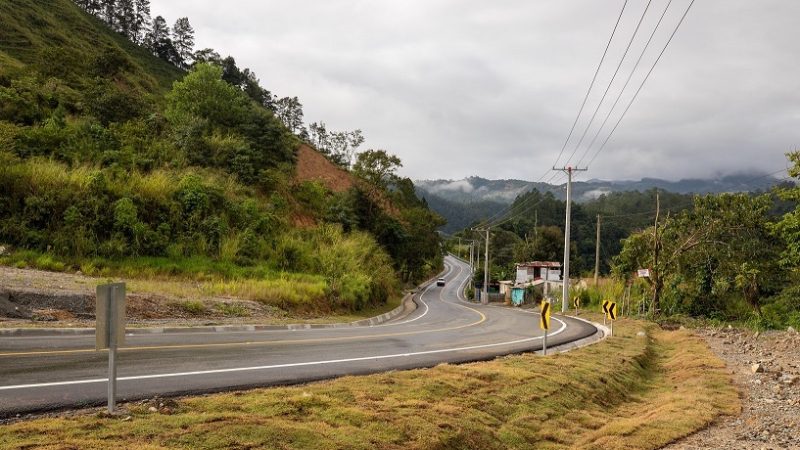 Presidente Abinader inaugura la carretera que une Cibao y el Sur