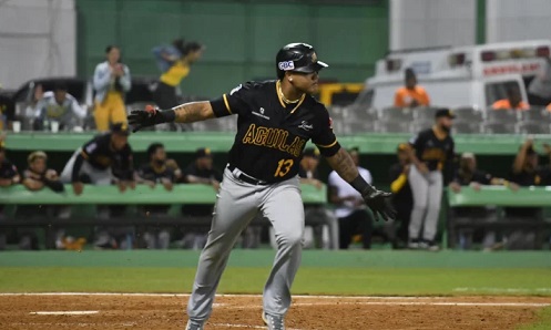 Las Aguilas arrebatan juego a EO en el noveno; Licey pierde de Toros