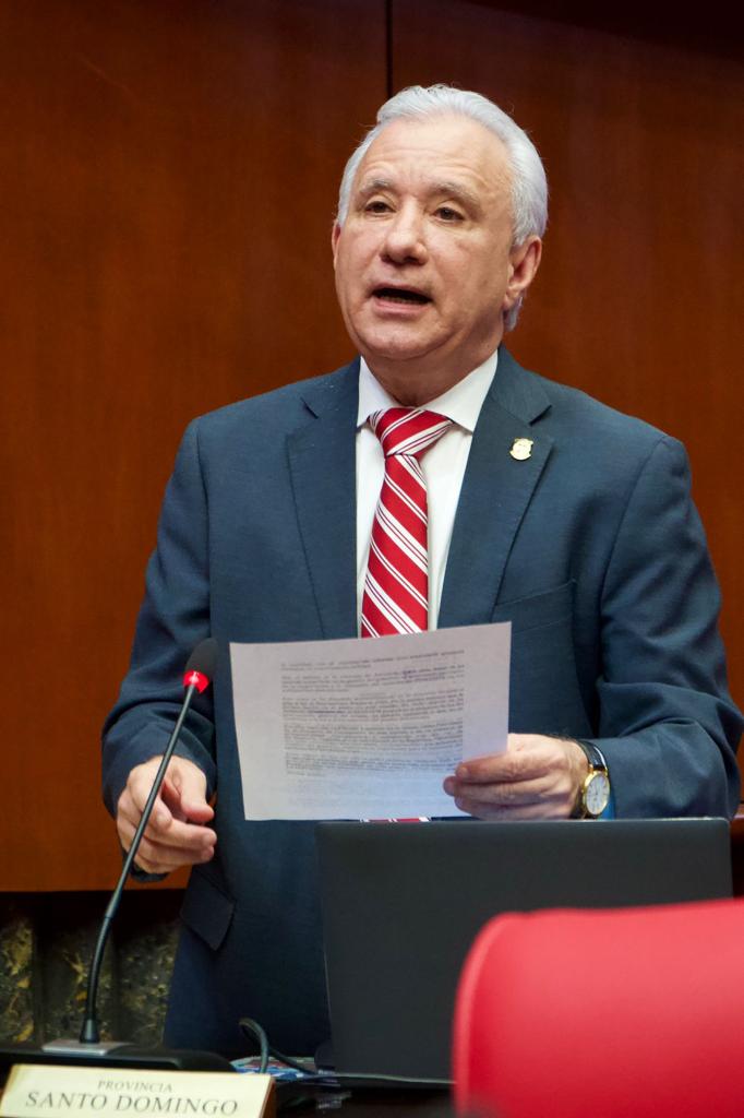 El senador Antonio Taveras asegura que la renovación del contrato con Aerodom es un tema país