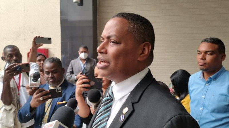 Bolivar Valera dice resolución de autorregulación busca que medios y creadores de contenido fomenten su «responsabilidad social»