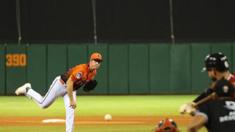 Teddy Stankiewicz lanza bien y los Toros se imponen 3-1 a los Gigantes