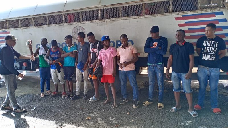 Detienen 333 haitianos indocumentados durante operativos en El Seibo e Higüey