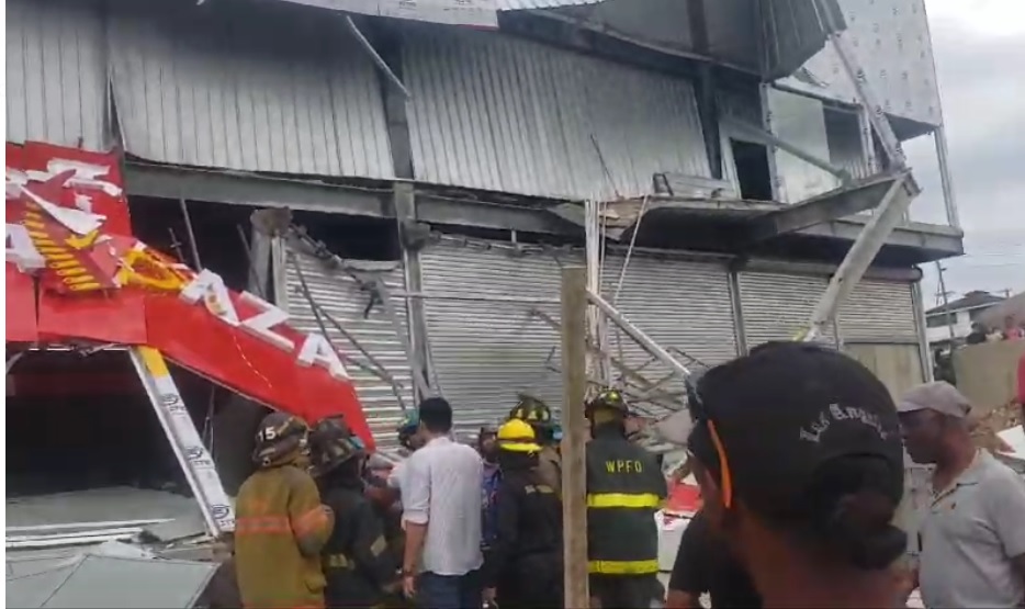 Se derrumba local comercial en Santiago, no reportan víctimas
