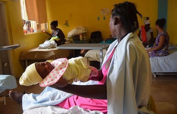 La SNS registró 4,000 partos de haitianas durante mes octubre