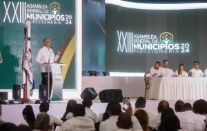 Presidente Luis Abinader  ratifica su apoyo a gobiernos locales; dice entregará más obras