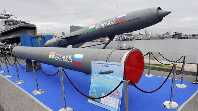 Kremlin: «Habrá una respuesta al ataque ucraniano con ATACMS contra aeródromo militar ruso»