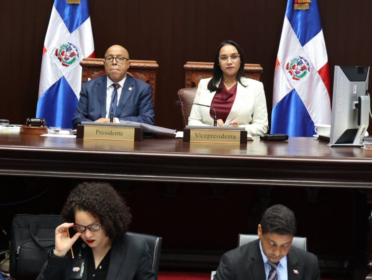 Congreso autoriza deudas al PE de hasta RD$350 MM