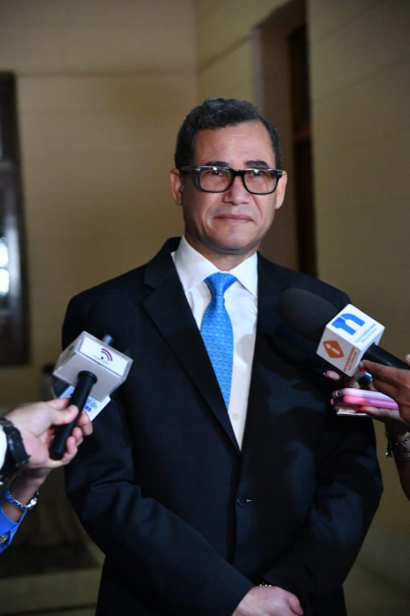 Eddy Olivares dice sentencia del TC no es “amenaza” para partidos políticos