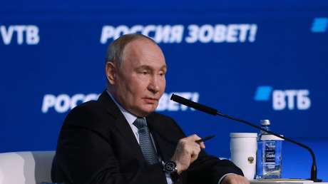 Putin mostró «la supremacía económica de Rusia» frente al mundo