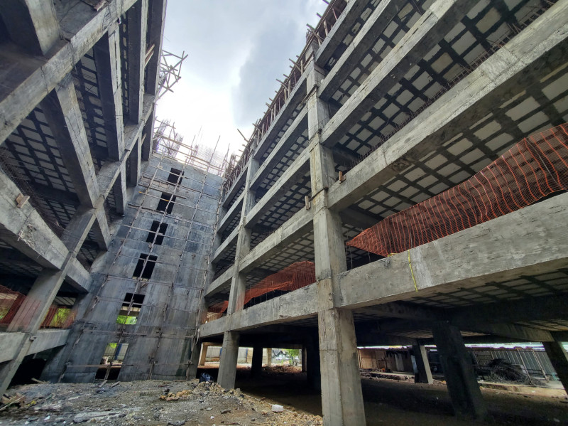 Gobierno terminará parqueo público a comienzos de 2025