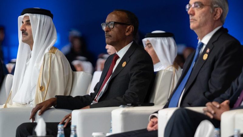 Abinader inauguró busto de Juan Pablo Duarte en la primera jornada en Qatar