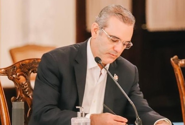 Poder Ejecutivo designa 7 embajadores en países y organismos internacionales