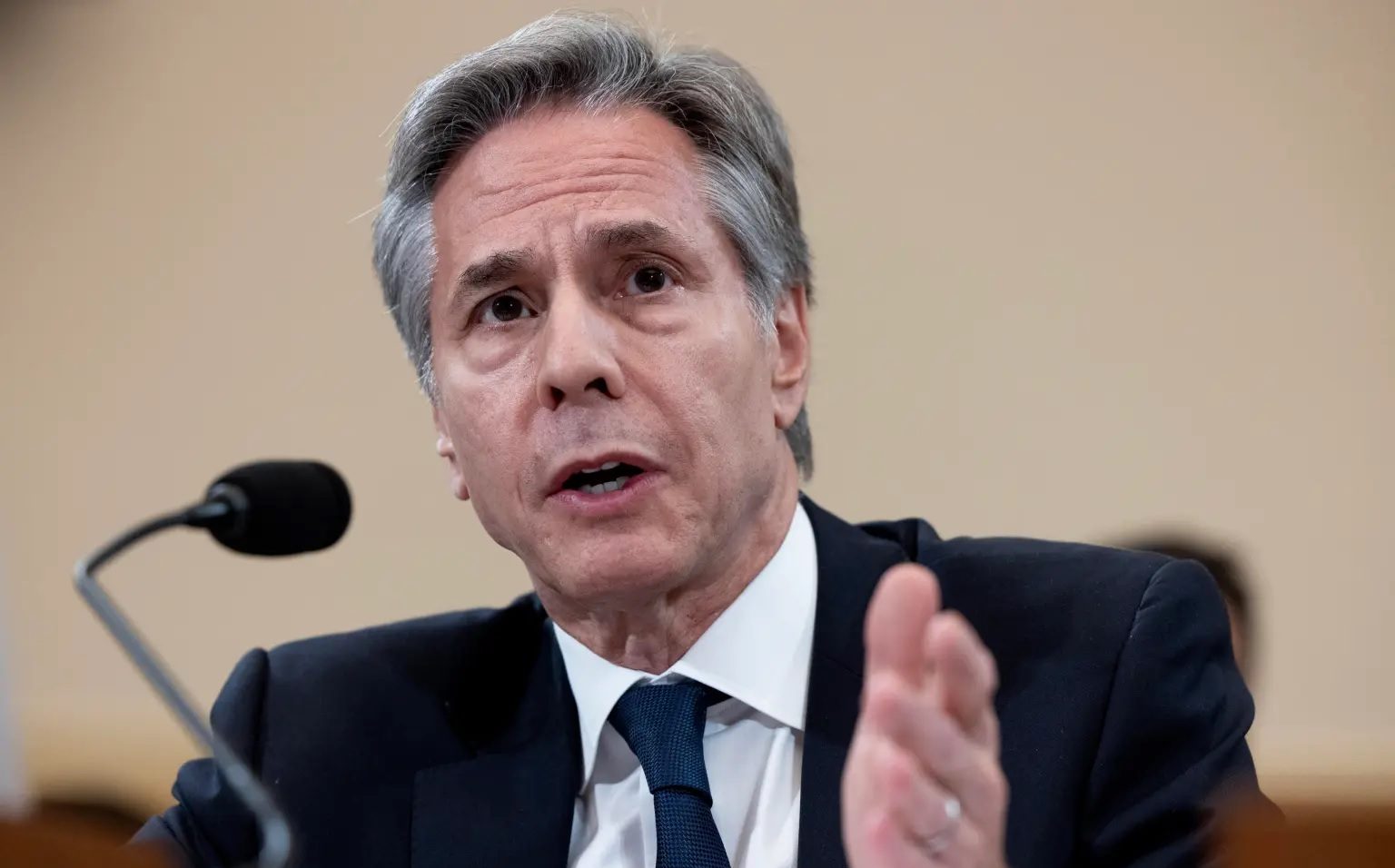 EE.UU. apoyaría nuevo Gobierno sirio si es el fruto de un proceso de transición inclusivo