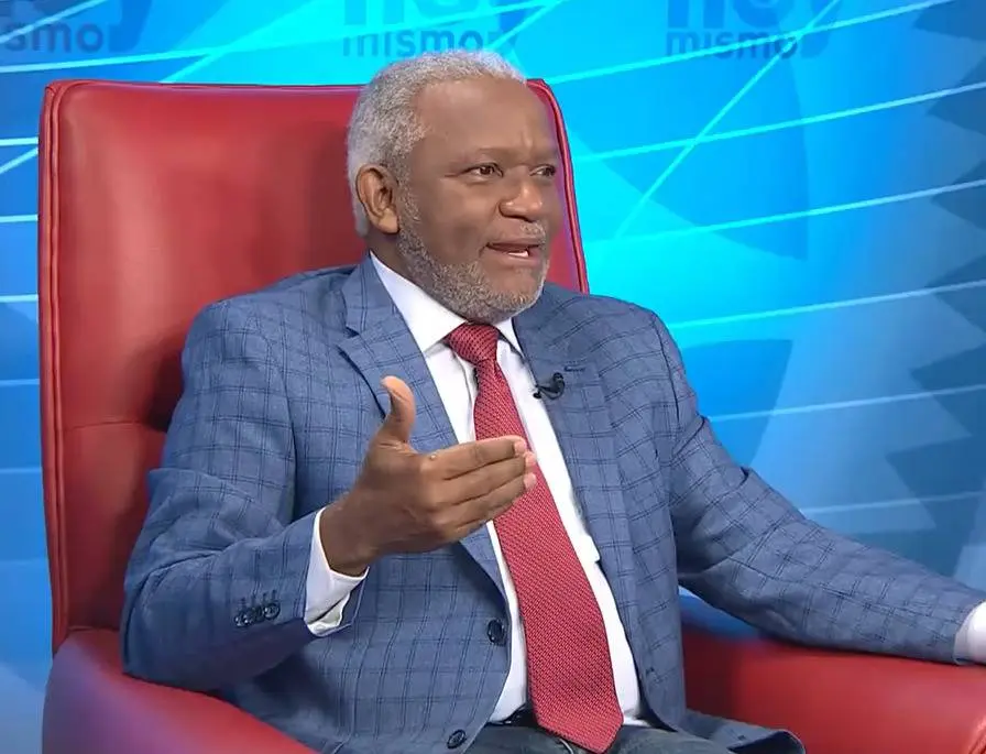 Melanio Paredes tilda Abinader de populista interesado solo en su popularidad y no en el país